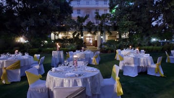 Área de bodas al aire libre