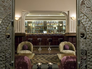 Interior detail - Ambassador, New Delhi - IHCL SeleQtions (New Delhi)