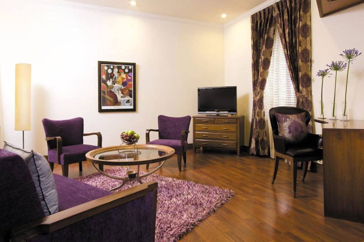 Living area | LCD TV, pay movies