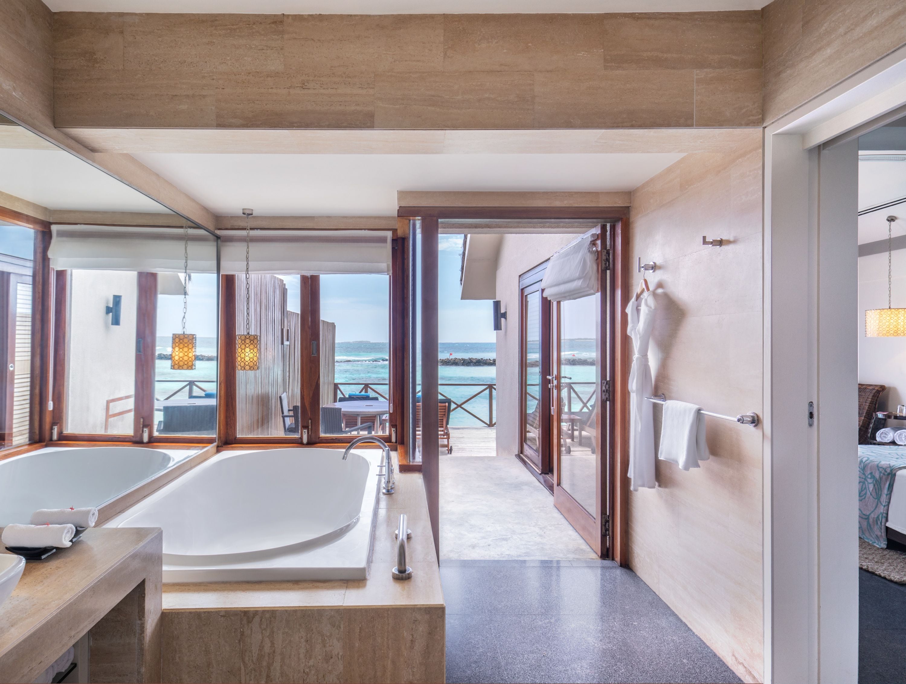 deep-soaking bathtub