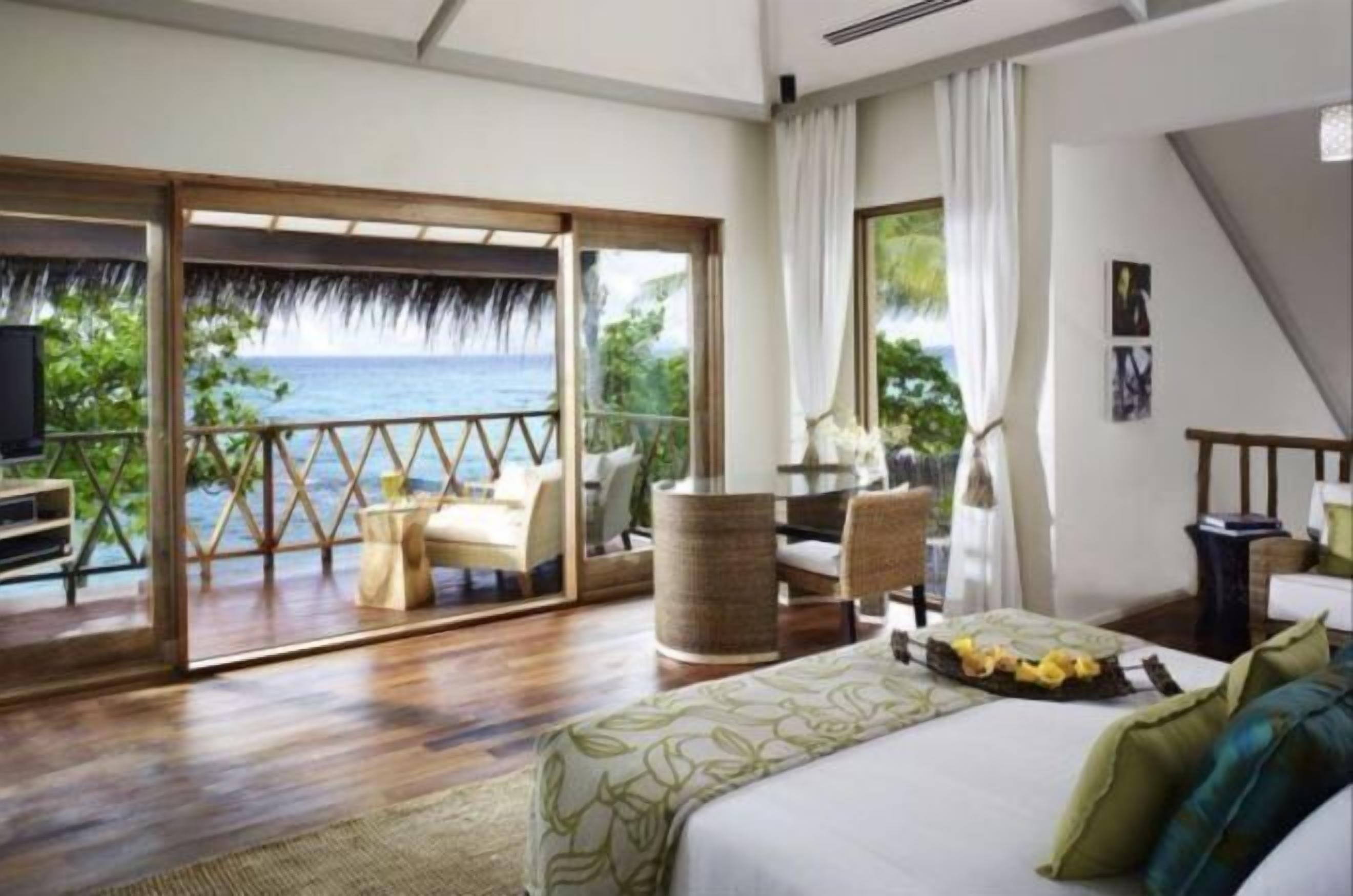 Matelas mémoire de forme, minibar, coffres-forts dans les chambres