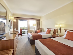 Luxe beddengoed, bedden met traagschuimmatrassen, een minibar