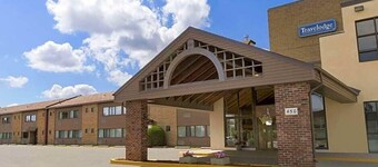 Travelodge by Wyndham Thunder Bay