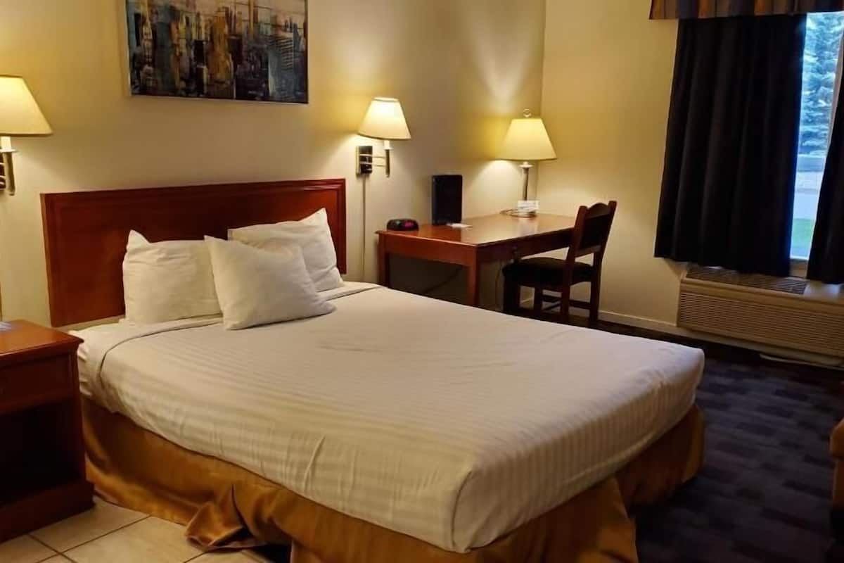 Desk, iron/ironing board, free cribs/infant beds, rollaway beds