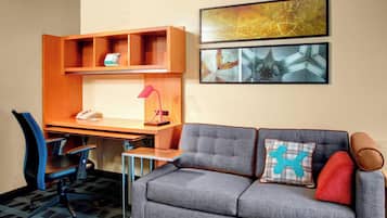 Premium bedding, in-room safe, desk, blackout drapes