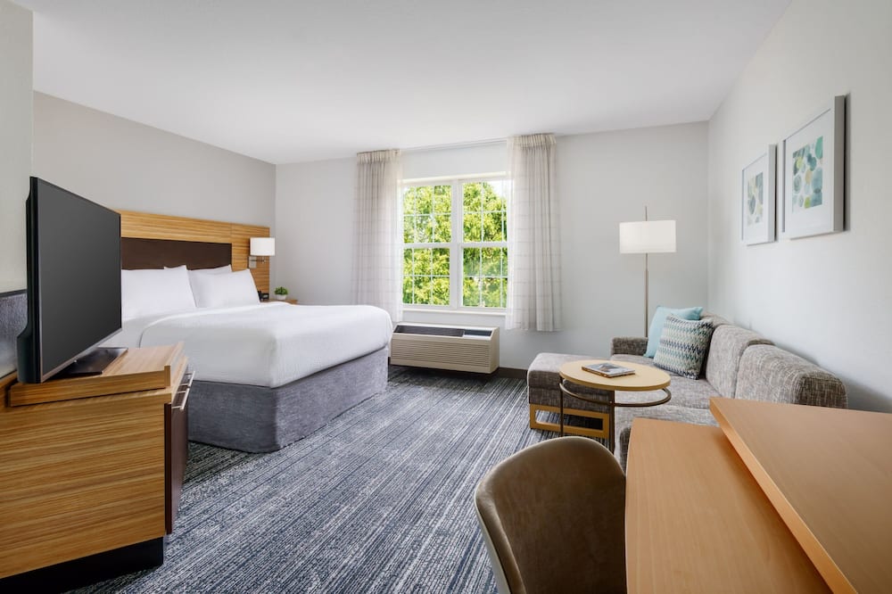 TownePlace Suites by Marriott Manchester