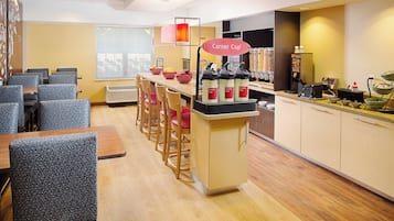 Free daily buffet breakfast