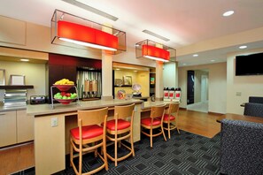 Free continental breakfast