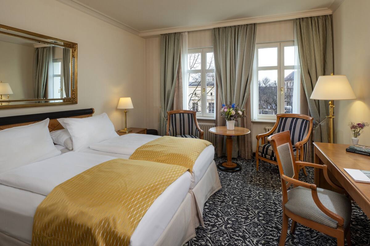 standard room | in-room safe, desk, soundproofing, iron/ironing board