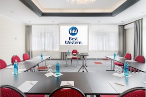 Unclassified image, 3 of 46, button - Best Western Hotel Am Papenberg (Goettingen)