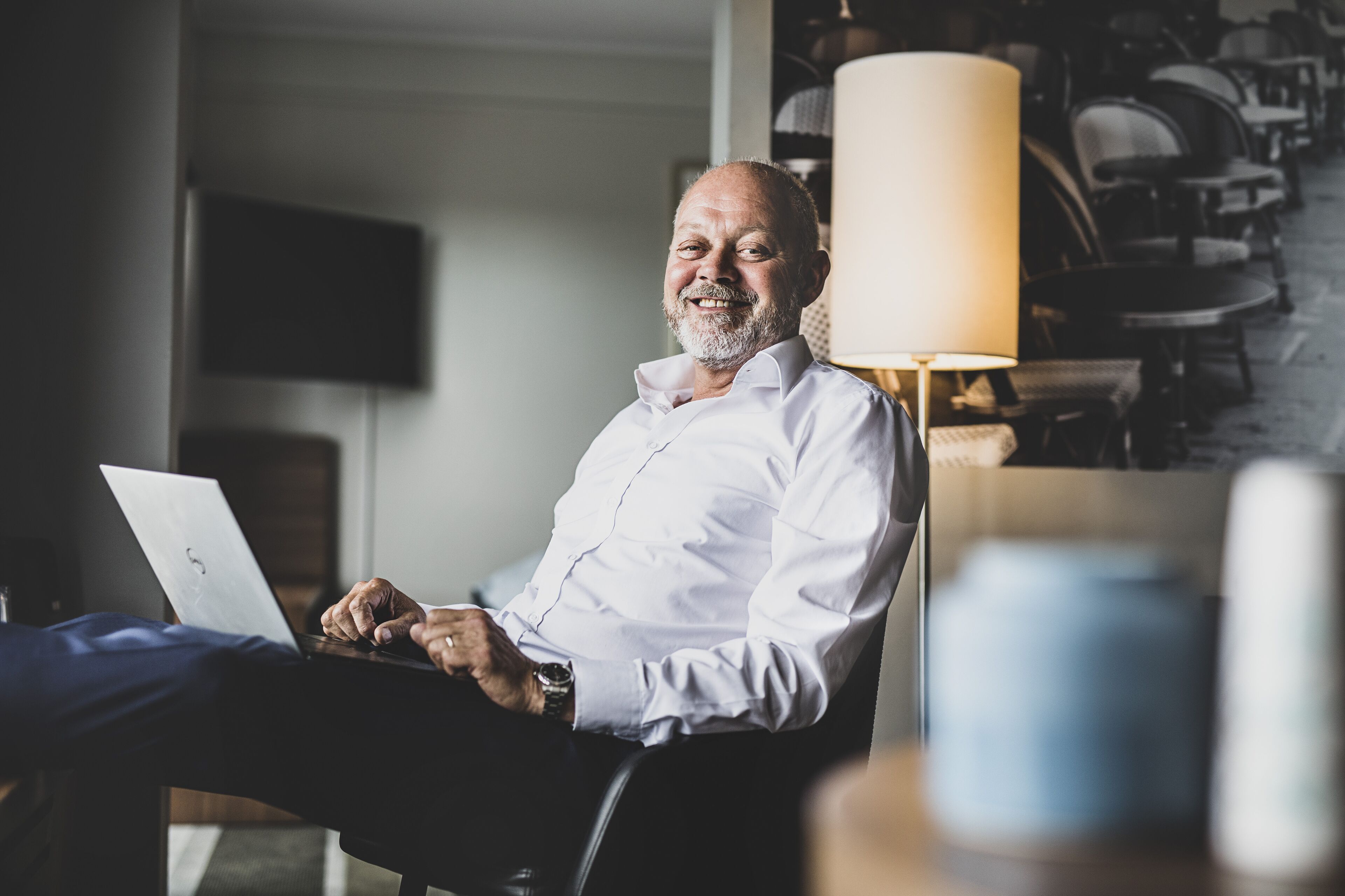 1 bedroom, premium bedding, desk, laptop workspace