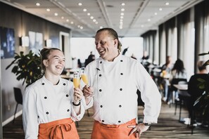 Free daily buffet breakfast