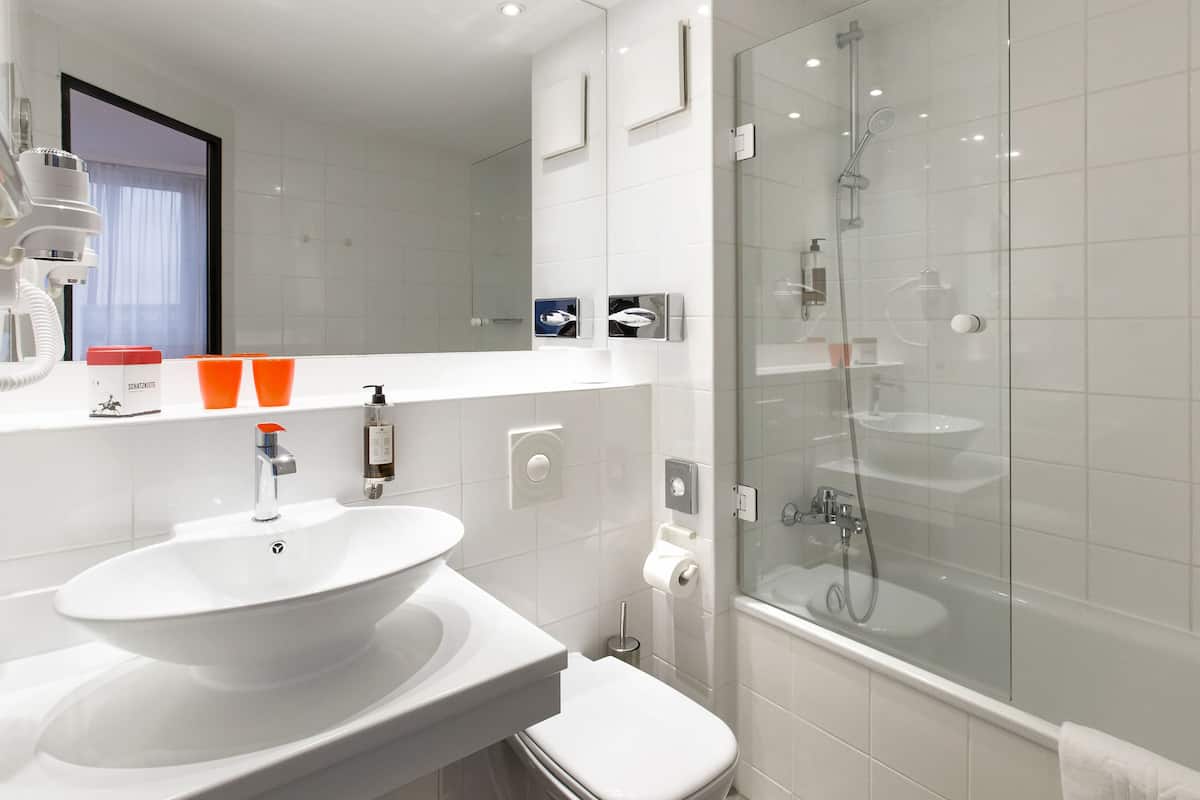 free toiletries, hair dryer, towels