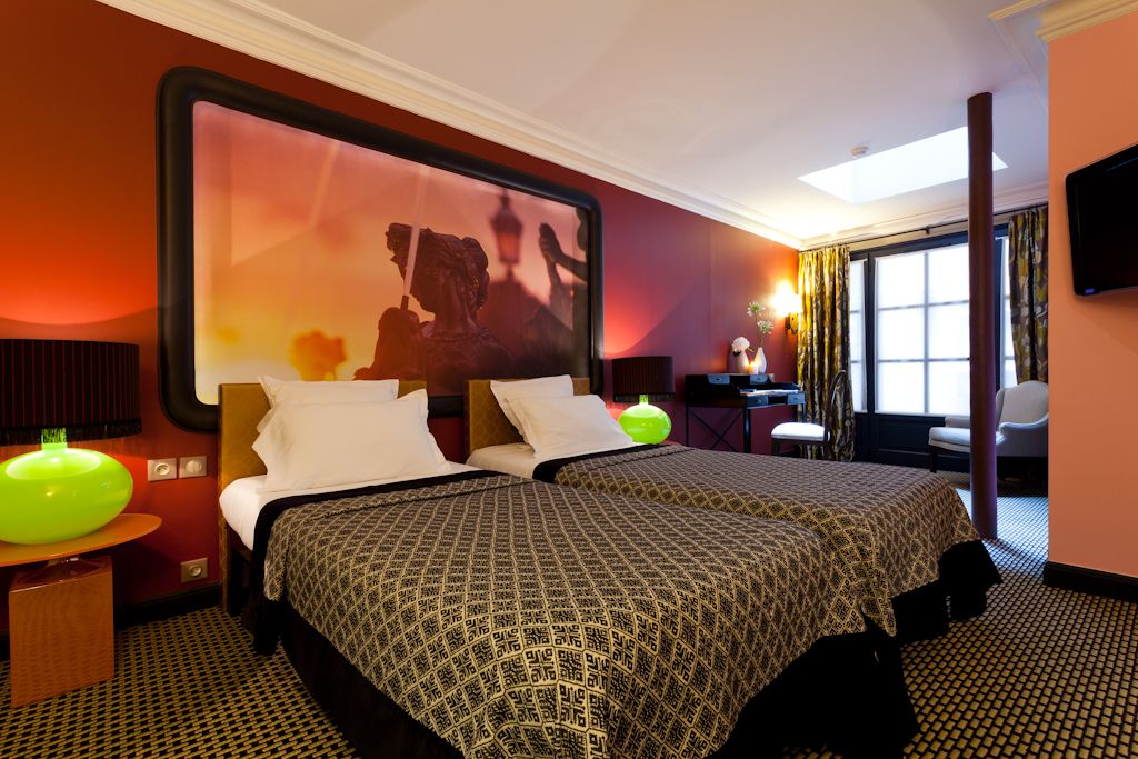 standard room | in-room safe, desk, soundproofing, iron/ironing board