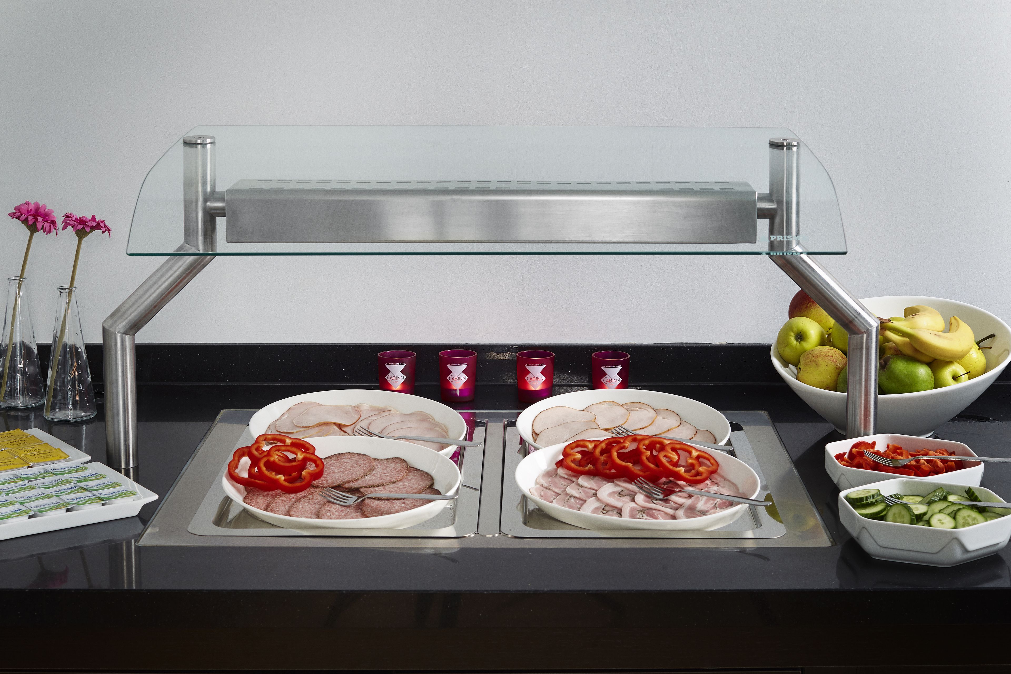 daily buffet breakfast (dkk 110 per person)