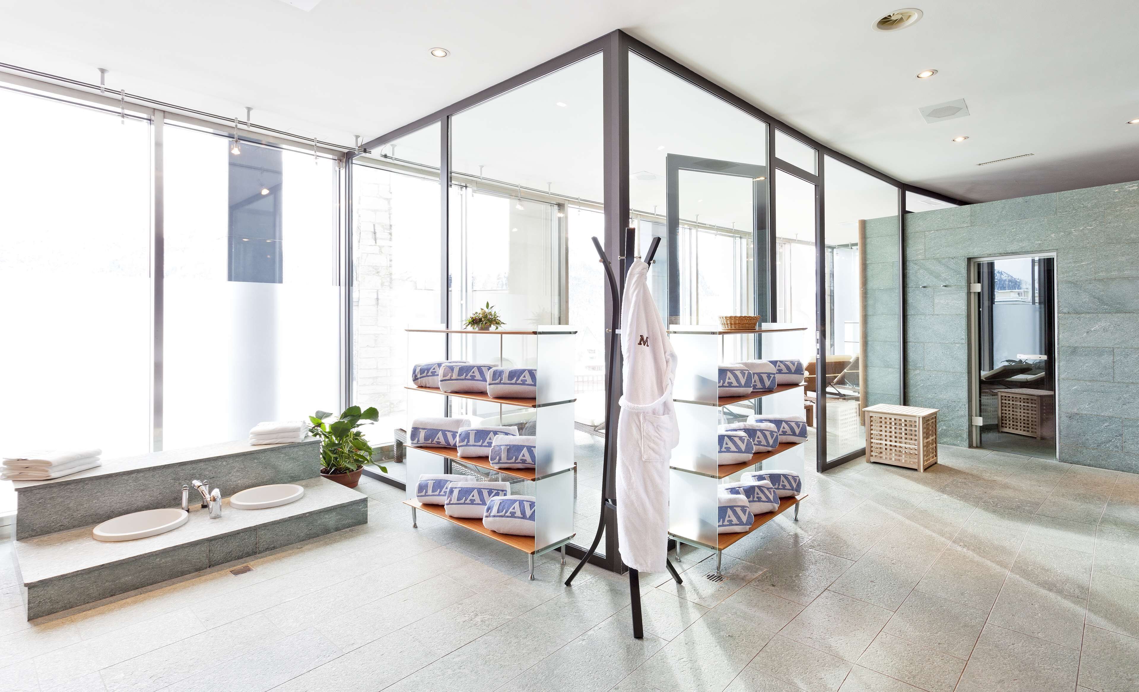 sauna, body treatments, aromatherapy, swedish massages, sports massages