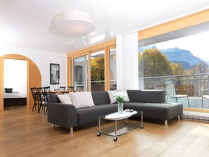 Apartment, 4 Schlafzimmer, Balkon, Bergblick (Jungfrau)