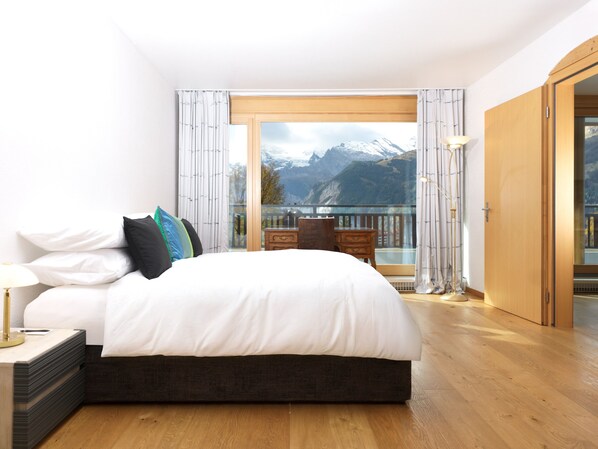 Apartment, 4 Schlafzimmer, Balkon, Bergblick (Jungfrau)