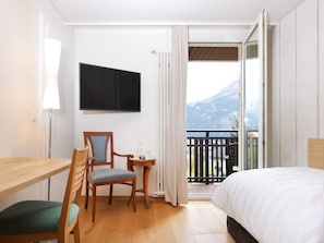 Chambre Simple, balcon, vue montagne (Jungfrau)