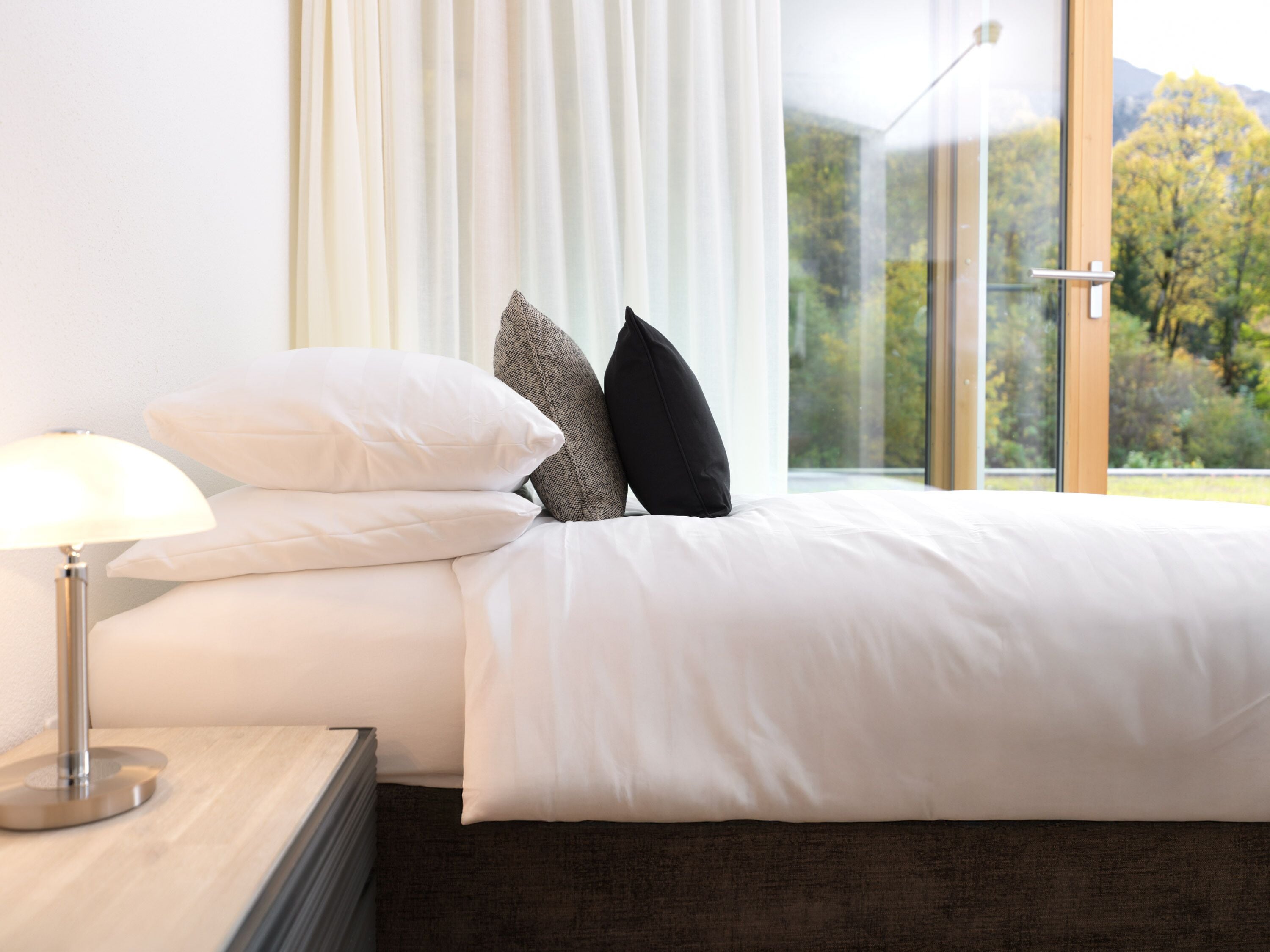 apartment, 4 bedrooms, balcony, mountain view (jungfrau) | 1 bedroom, minibar, in-room safe, individually decorated