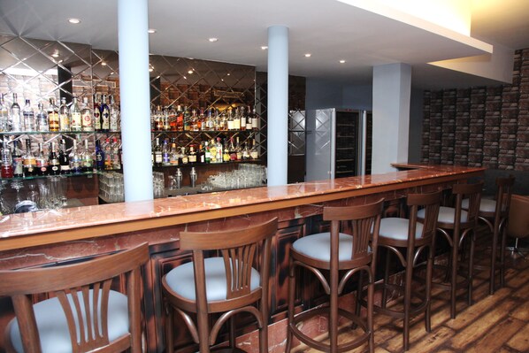 Bar (en el alojamiento)