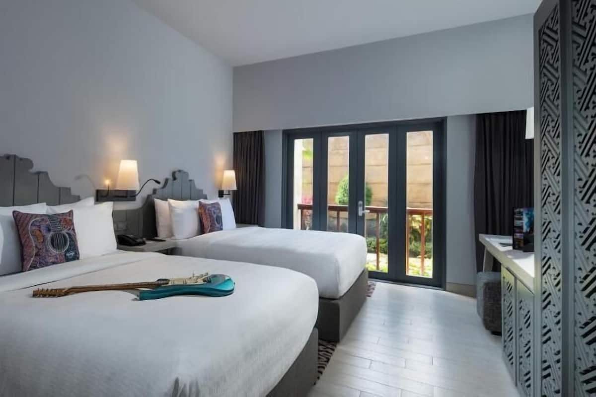 1 bedroom, minibar, in-room safe, desk