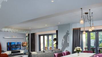 Rock Star Suite | Private kitchen | Eco-friendly cleaning products