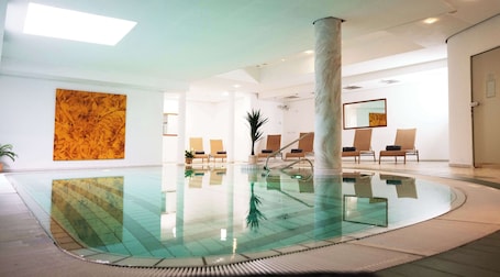 Innenpool. Best Western Hotel Halle-Merseburg