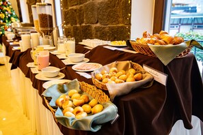 Alimentos y bebidas