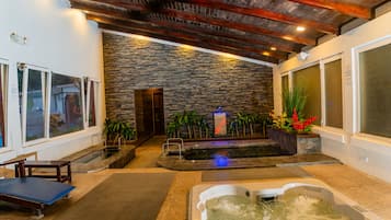 Phòng trị liệu đôi, phòng tắm hơi, bồn tắm thủy lực