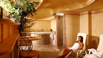 Sauna, hot tub, steam room, Turkish bath/hammam, massages