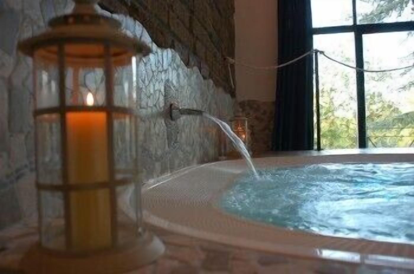 indoor spa tub