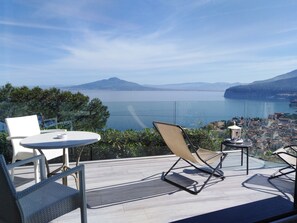 高级双人房, 露台, 海景 (Outdoor jetted tub) | 客房景观