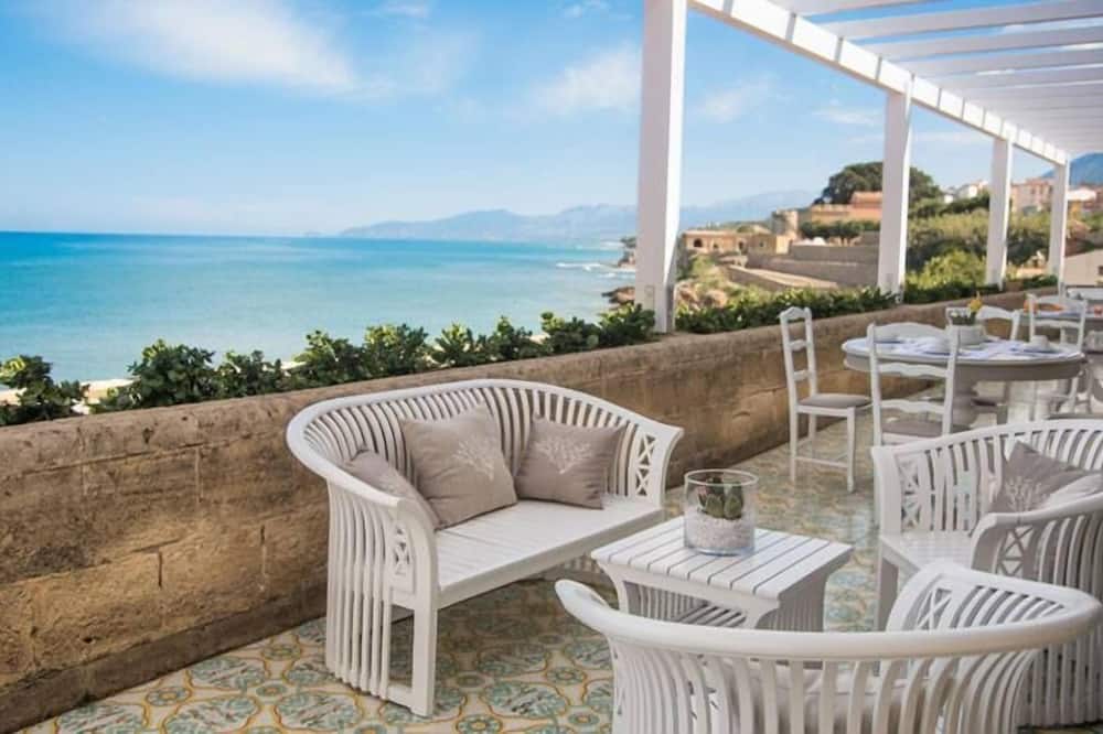 Hotel Tonnara