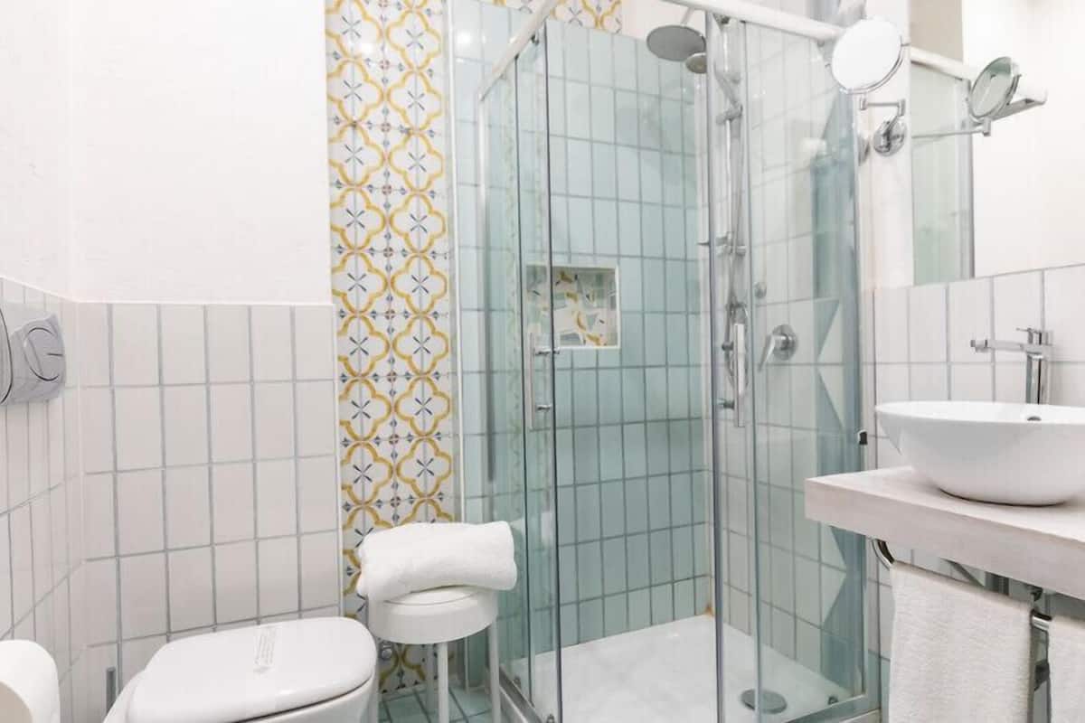 free toiletries, hair dryer, bidet, towels