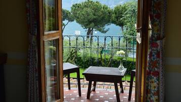 Double or Twin Room, Balcony, Lake View