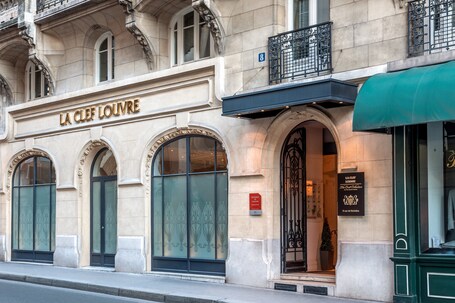 La Clef Louvre Paris by The Crest Collection - Image 18