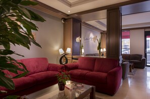 Lobby lounge - Hotel Apollinaire (Paris)