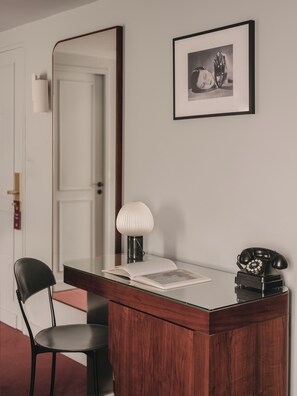 Junior suite | Woonruimte | Lcd-televisie