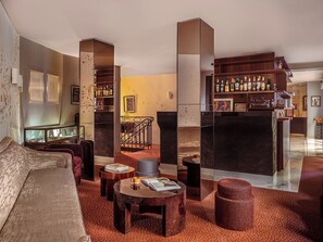 Bar (en el alojamiento)