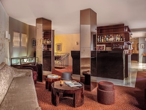 Bar (in der Unterkunft)