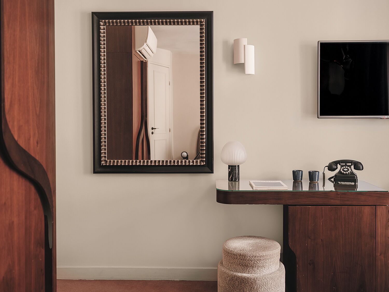 deluxe double room | 1 bedroom, premium bedding, minibar, in-room safe