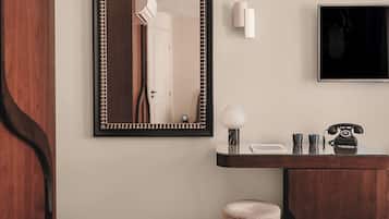Habitación doble Deluxe | Ropa de cama de alta calidad y minibar
