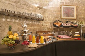 Daily buffet breakfast (EUR 18 per person)