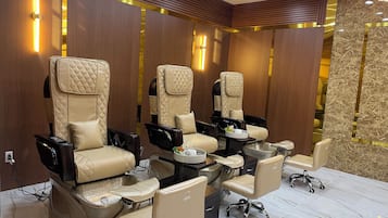 Espace de soins pour les couples, massages aux pierres chaudes
