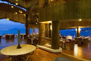 4 Restaurants, Frühstück, Mittagessen, Abendessen, italienische Küche