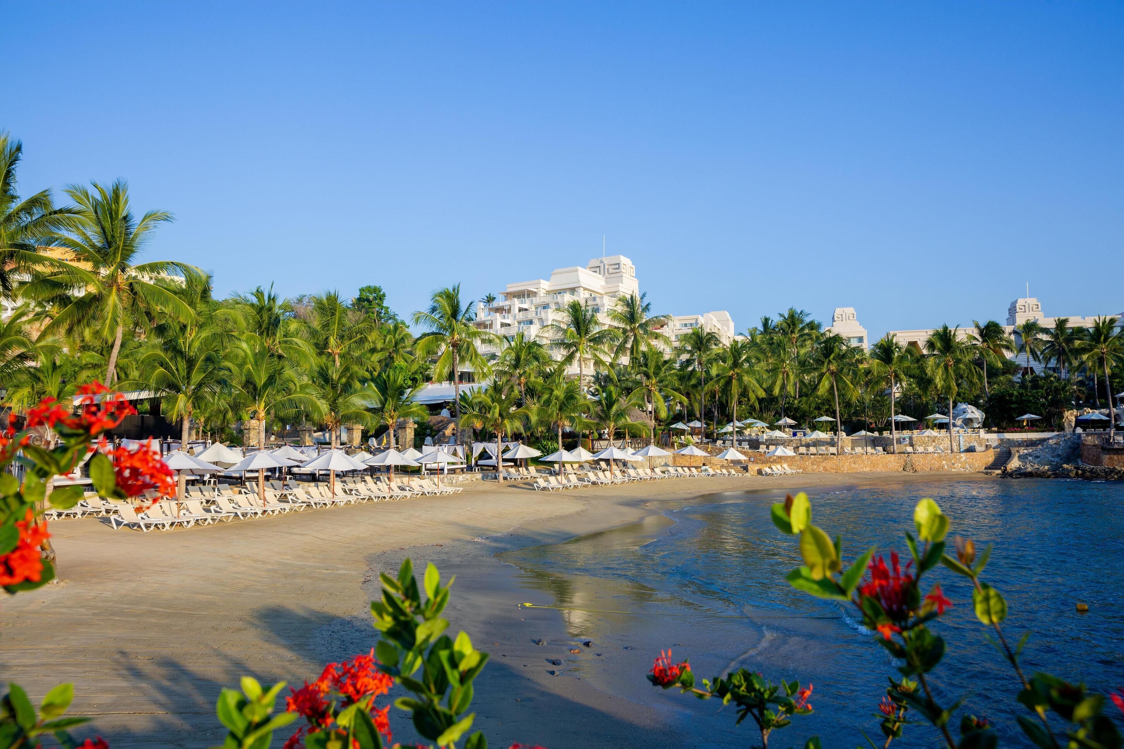 Private beach, beach cabanas, sun-loungers, beach umbrellas