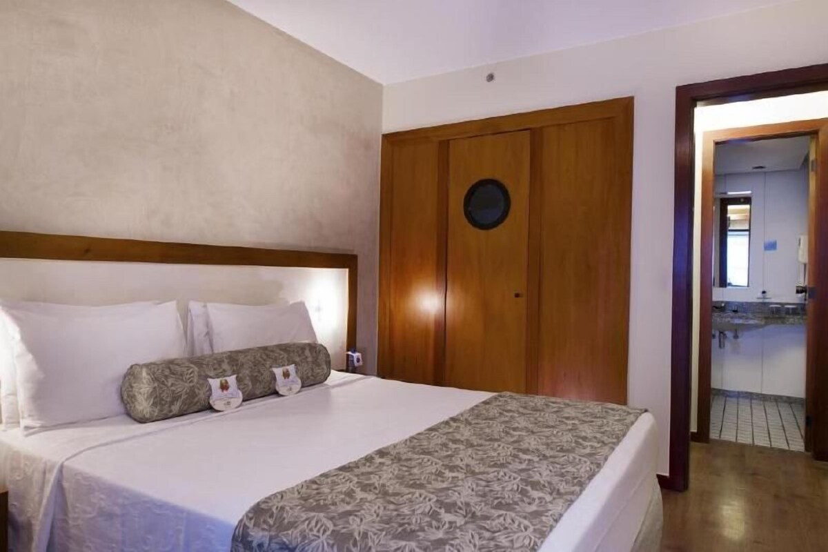 Coffres-forts dans les chambres, bureau, rideaux occultants