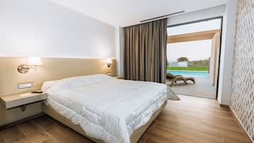 Phòng đôi Deluxe, 1 phòng ngủ (Swim-Up) | Phòng cách âm, nôi (giường cho trẻ sơ sinh) miễn phí