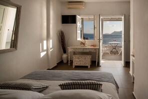 Superior Apartment, Balcony, Sea View | View from room